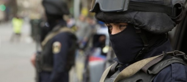 V Egypte útočili ozbrojení islamisti, pozabíjali policajtov