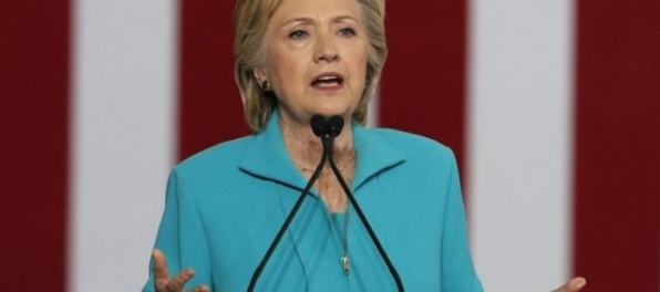 Clintonová zo svojho volebného neúspechu obvinila Putina, FBI a mizogýniu