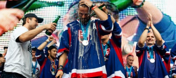 Medailisti z MS prehovorili o šanciach Slovákov na šampionáte aj údajnom “bojkote” hráčov z NHL Medailisti z MS prehovorili o šanciach Slovákov na šampionáte aj údajnom “bojkote” hráčov z NHL
