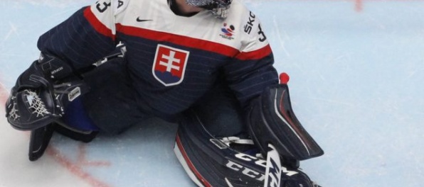 Video: Slováci sa vo svojom úvodnom zápase na MS v hokeji trápili, Talianov zdolali až po predĺžení