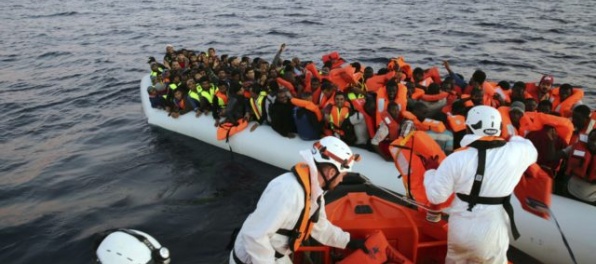 V Stredozemnom mori zachránili za jeden deň 3000 migrantov