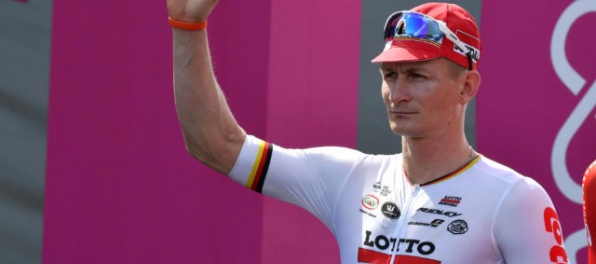 Video: Greipel ovládol šprint v druhej etape Giro d´Italia a je novým držiteľom ružového trička