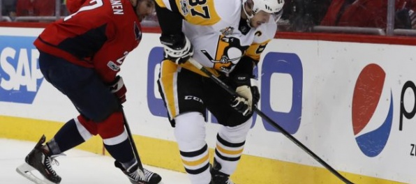 Video: Ottawa otočila zápas s Rangers. Crosby vyrovnal rekord Lemieuxa, ale Pittsburgh neuspel
