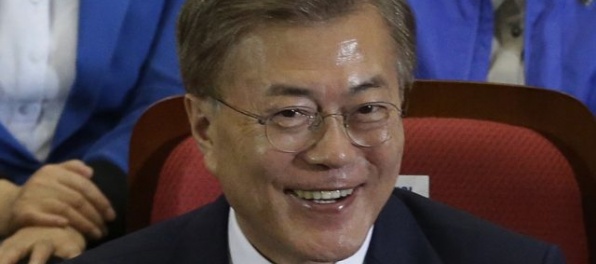 Mun Če-in sa vyhlásil za víťaza prezidentských volieb v Južnej Kórei, chce vybudovať nový národ