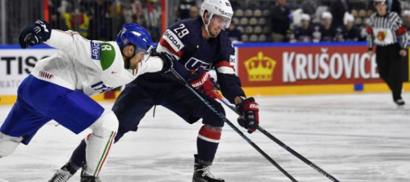 Video: USA podľa predpokladov porazili Talianov, skórovali iba hráči z New York Islanders