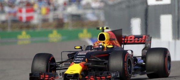 Šampionát formuly 1 pokračuje v Barcelone, k Mercedesu a Ferrari sa chystá pridať Red Bull