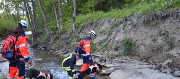 Záchranári ratovali 71-ročnú turistku, pošmykla sa na prechádzke v Slovenskom raji
