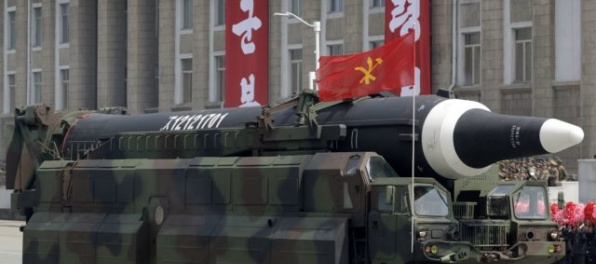 Vodca Kim Čong-un varoval USA pred dosahom severokórejských rakiet