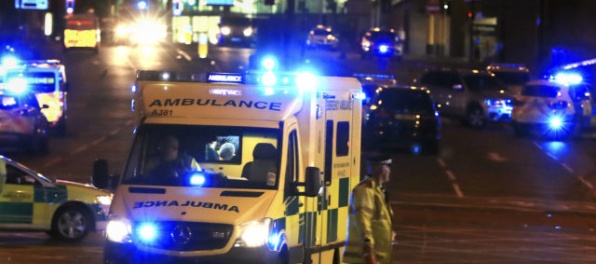 Atentátnik tesne pred výbuchom v Manchestri volal mame, prosil ju o odpustenie