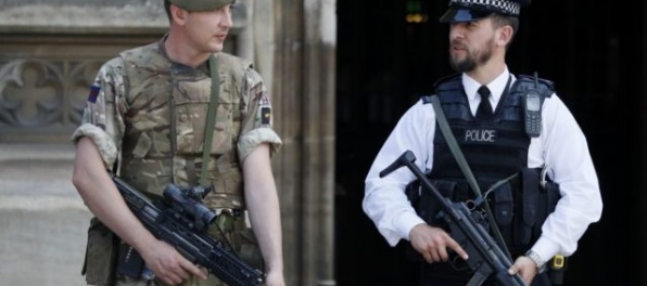 Británia znížila stupeň teroristickej hrozby na druhý najvyšší