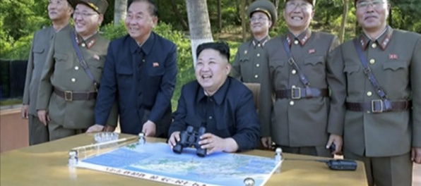 Najnovšia skúška severokórejskej balistickej rakety bola úspešná, sledoval ju aj vodca Kim