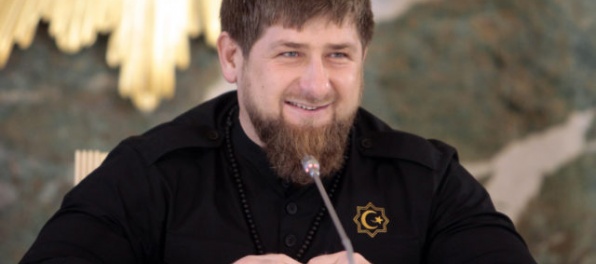 Macron a Merkelová dostali pozvanie do Čečenska, Kadyrov odmieta mučenie gejov