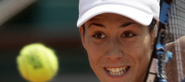 Kontaveitová na Roland Garros viedla nad obhajkyňou titulu 7:6 a 3:1, ale s turnajom sa lúči