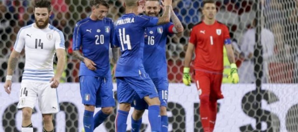 Video: Taliani odplatili Uruguajčanom prehru z MS 2014, De Rossi odohral 113. zápas v národnom mužstve