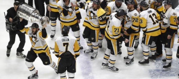 Najlepším Slovákom v play-off NHL bol Sekera, štatistiky ovládli hráči Pittsburghu Penguins