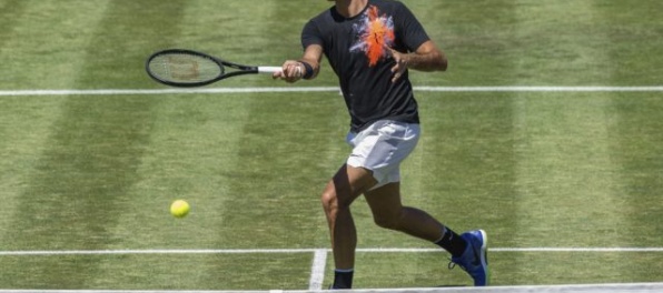 Roger Federer sa po viac ako dvoch mesiacoch vráti do tenisového kolotoča