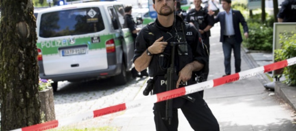 Streľba v Mníchove: Muž ukradol policajtke zbraň a začal páliť do ľudí