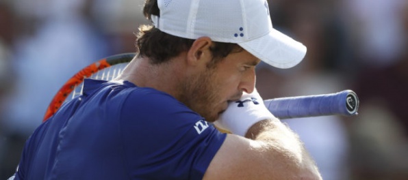 Video: Líder svetového rebríčka Andy Murray v Queen´s Clube šokujúco prehral s luckym loserom