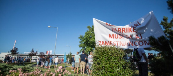 Aktualizované: Vo Volkswagene sú pripravení štrajkovať aj cez víkend, na novú ponuku kričali hanba