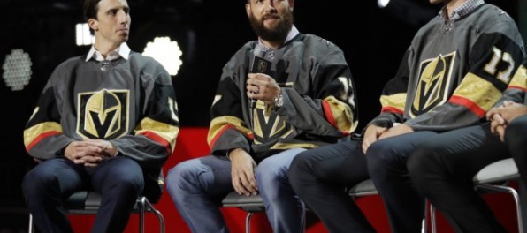 Aktualizované: Nováčik NHL si v rozširovacom drafte vybral hráčov, siahol aj po zvučných menách