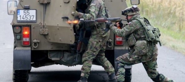 O dobrovoľnú vojenčinu má záujem 244 ľudí, za 11-týždňový výcvik dostanú vyše 1100 eur