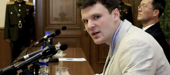 Severná Kórea poprela mučenie Otta Warmbiera, naďalej väznia troch Američanov