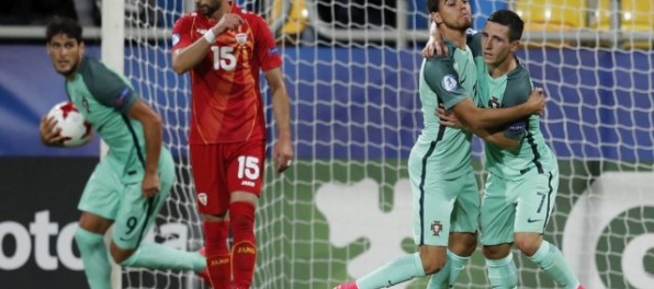 Video: Macedónsko pomohlo Slovensku, z B-skupiny postupuje iba Španielsko