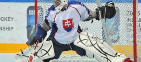 Video: Slovenskí in-line hokejisti začali majstrovstvá sveta vysokou prehrou s USA