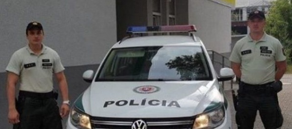 Policajti v Bratislave zachraňovali HIV pozitívneho muža