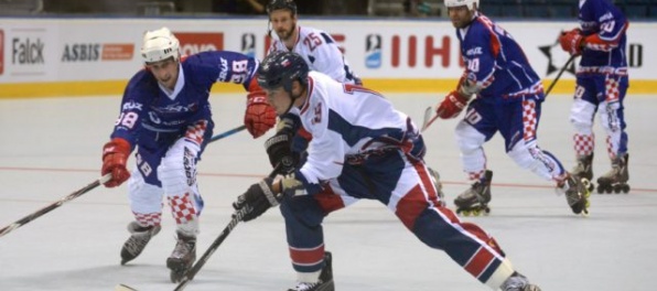Slovenskí in-line hokejisti si po úvodnej prehre napravili chuť vysokou výhrou nad Chorvátmi