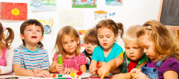 Od januára budú jasle aj pre deti nepracujúcich rodičov, poskytovanie služby bude však obmedzené