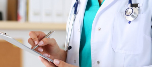 Ambulantní lekári chcú viac peňazí, hovoria o výpovediach pre poisťovne