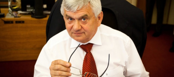 Novým šéfom regulačného úradu sa zrejme stane exminister Jahnátek