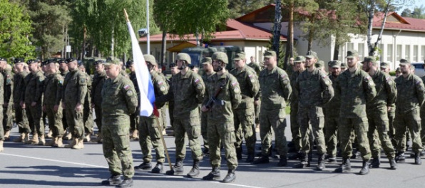 Slovensko sa podľa expertov musí jasne prihlásiť k členstvu v euroatlantickom priestore