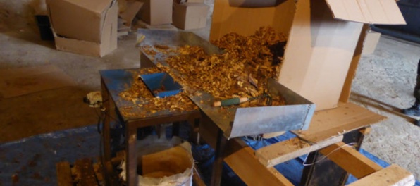 Slovenskí colníci pomohli Chorvátom dolapiť siedmich pašerákov, zadržali vyše 28 ton tabaku