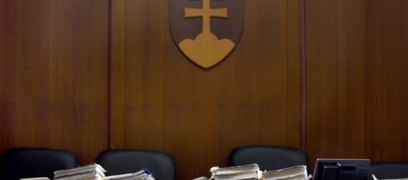 Súd spojil prípady zavlečenia Kováča ml. a zničenie vozidla SIS