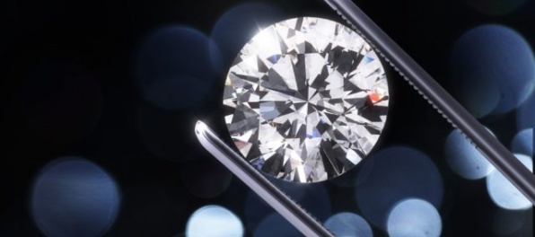 Odborníci varujú pred kúpou drahokamov v exotickom zahraničí