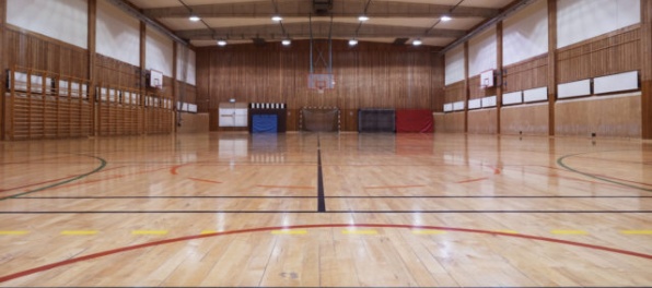 Ministerstvo školstva vyčlenilo milióny pre školy, môžu opraviť telocvične