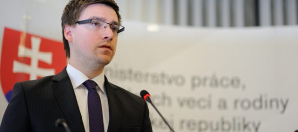 Ľudskoprávny výbor v prípade návštevy u Tódových bez záveru, Valentovič po kritike odišiel