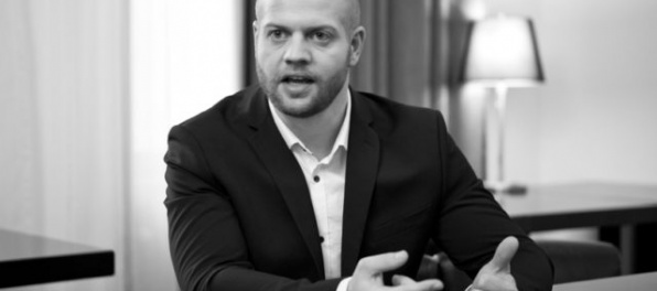 Chcete byť úspešným finančným sprostredkovateľom ? Nájdite si dôveryhodného partnera