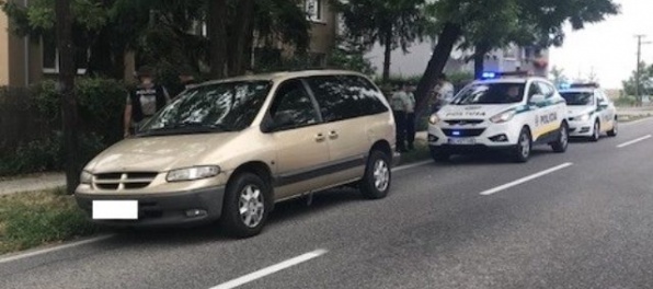 V bratislavských Jarovciach zadržali 11 migrantov aj prevádzača