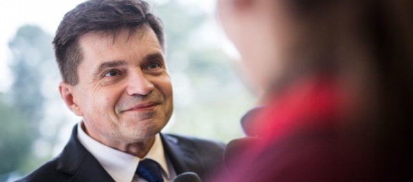 Aktualizované: Ak minister Plavčan zotrvá vo funkcii do konca augusta, bude čeliť opozičnému odvolávaniu