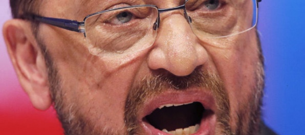 Na Trumpa by som bol tvrdší ako Merkelová, vyhlásil šéf socialistov Schulz