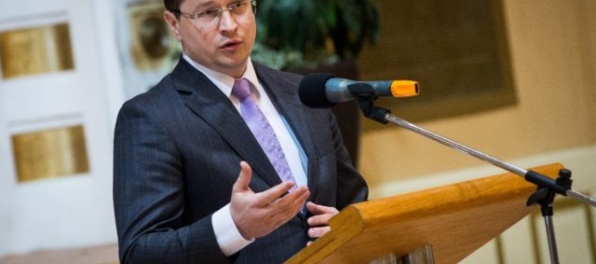 Čerpanie eurofondov nastavili na súťaž firiem, hovorí Danko, exminister Draxler tvrdenia odmieta