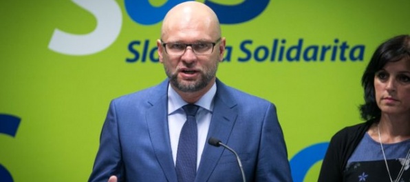 Požiadavky SNS sú len bohapustým populizmom, tvrdí SaS