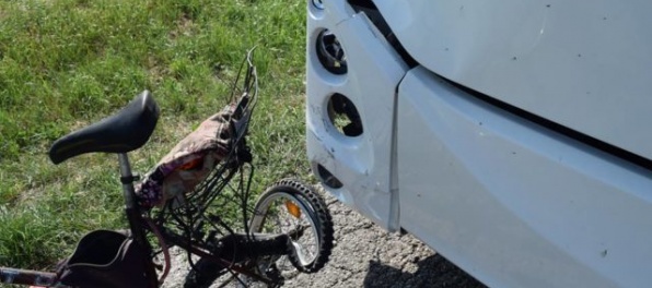 Foto: Mladého cyklistu zrazil autobus, zomrel na mieste