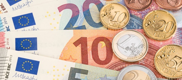 Sociálni partneri sa nedohodli na výške minimálnej mzdy, ministerstvo navrhuje 480 eur