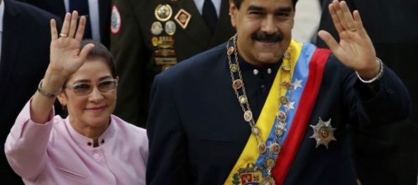 Pripravme sa na ochranu mieru tankami, lietadlami a zbraňami. Maduro nariadil vojenské cvičenia