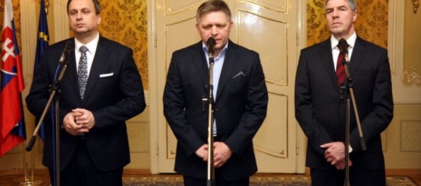 Koaličná rada nebude, lídri sa dohodli na prípravách dodatku ku koaličnej zmluve