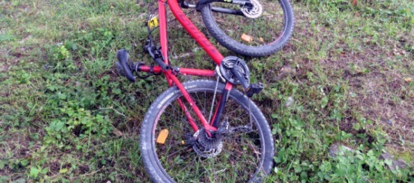 Mladá cyklistka zahynula po zrážke s vlakom, nerešpektovala svetelnú signalizáciu